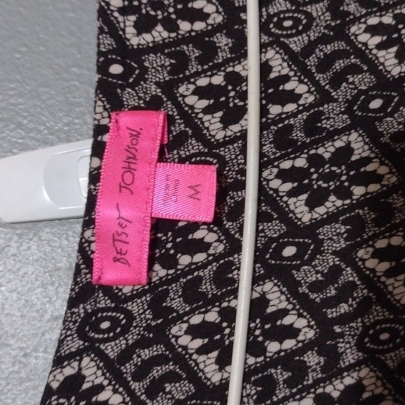 BETSEY Johnson size medium blouse - Picture 3 of 9